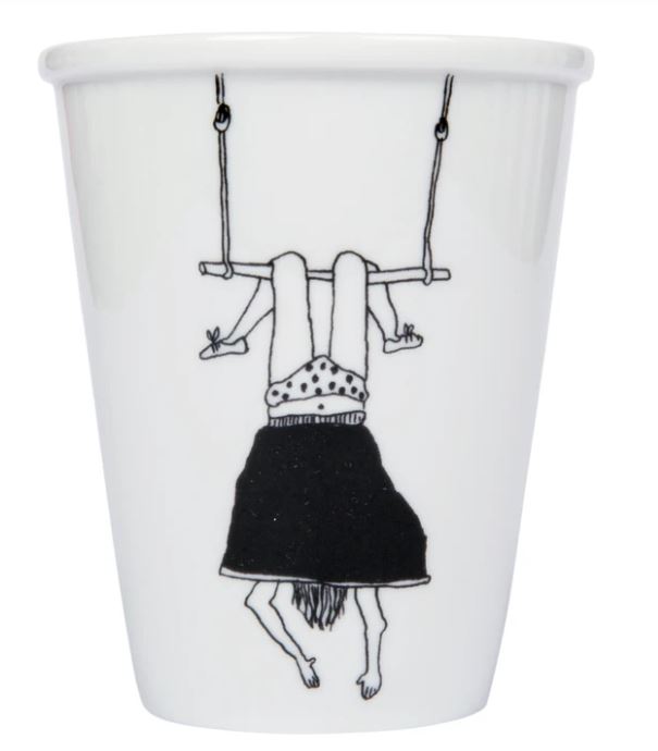 cup/beker trapeze girl